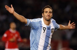 半岛体育注册网址-明晨大奖赛前瞻：苏炳添伤情更新，利雅得新月冲击不败纪录